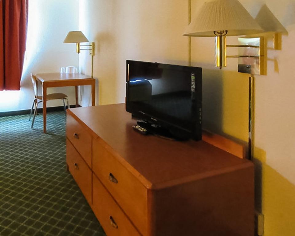 Econo Lodge Inn & Suites Johnson City Luaran gambar