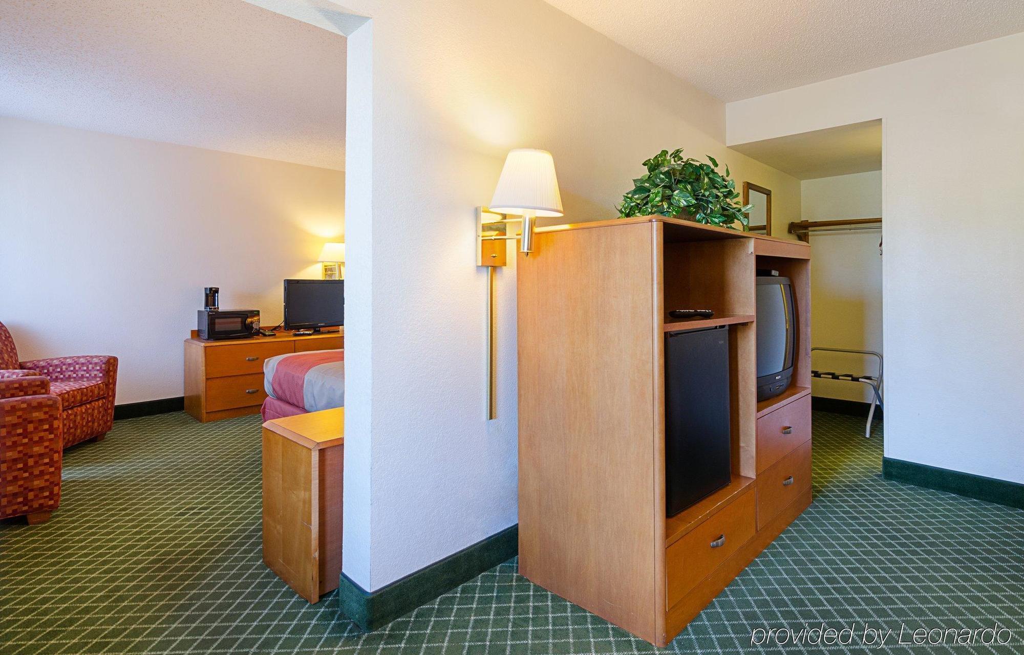 Econo Lodge Inn & Suites Johnson City Luaran gambar