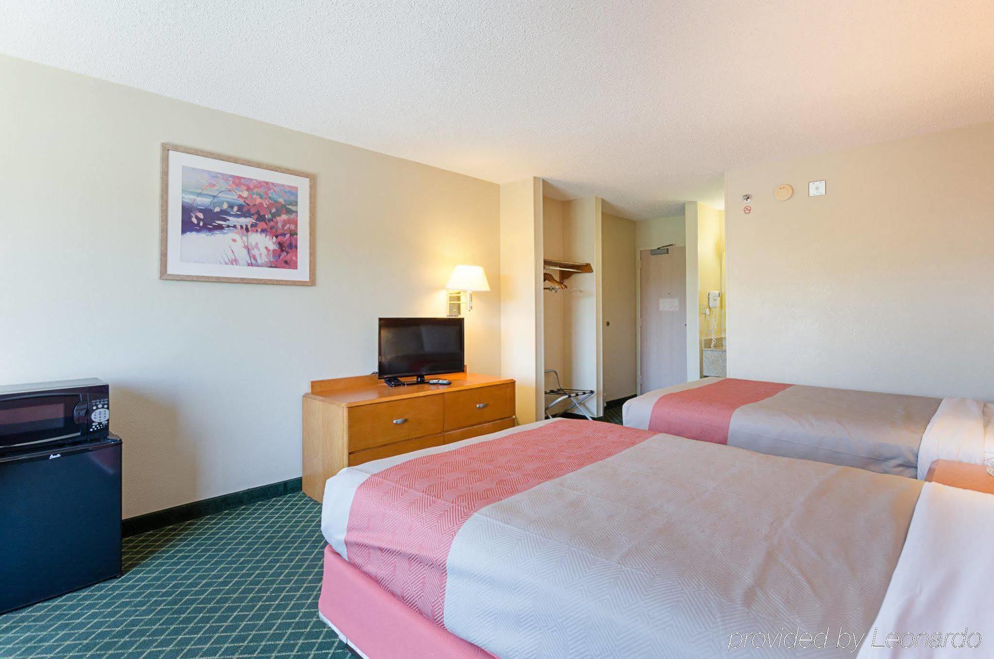 Econo Lodge Inn & Suites Johnson City Luaran gambar