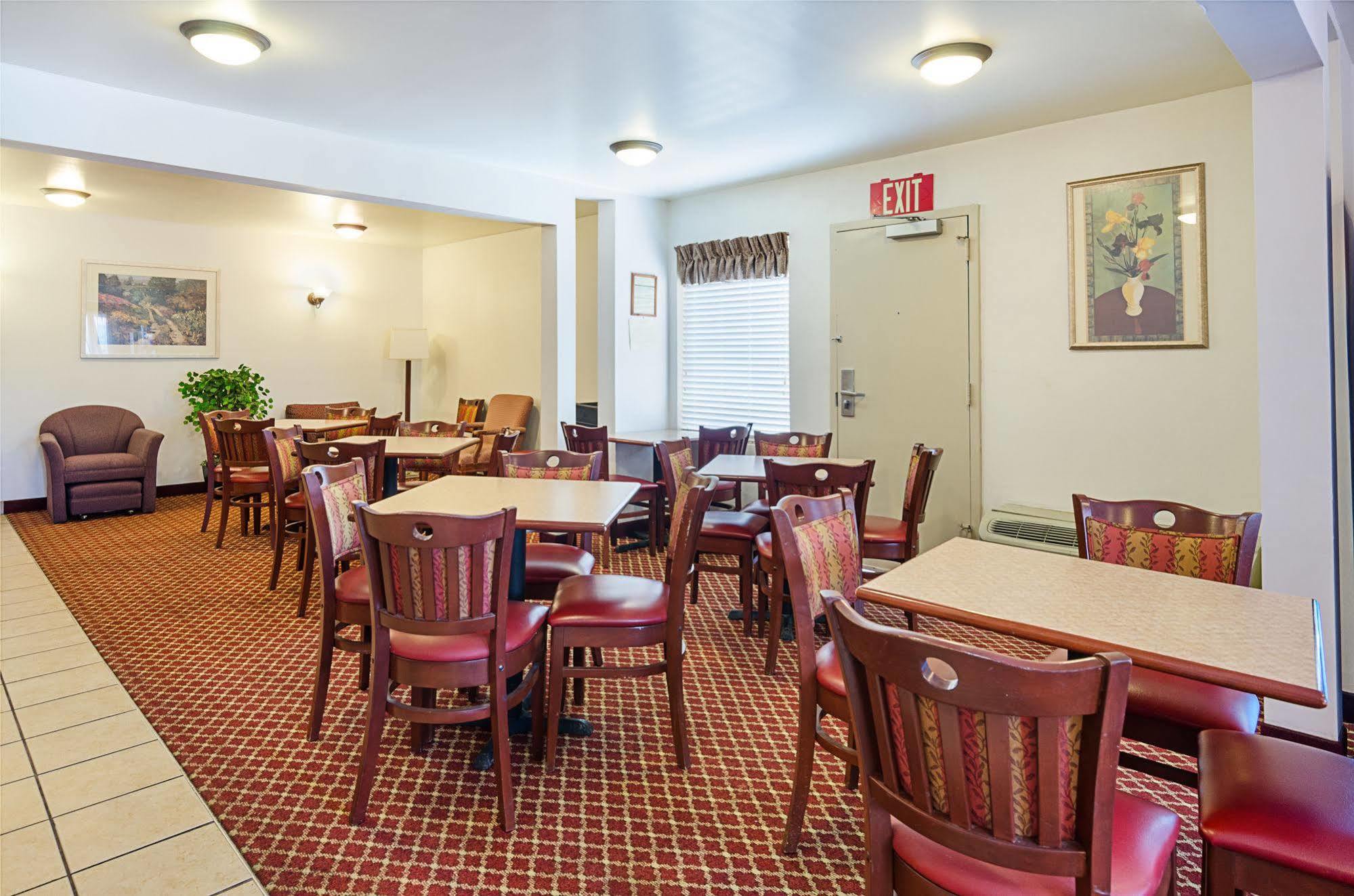 Econo Lodge Inn & Suites Johnson City Luaran gambar