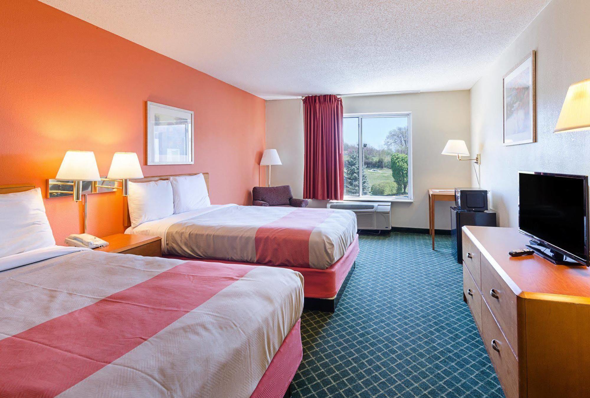Econo Lodge Inn & Suites Johnson City Luaran gambar